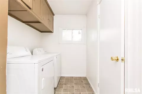 107 N 2nd St, Dunlap, IL 61525 photo 15