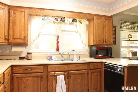 904 3rd St, Lacon, IL 61540 photo 6