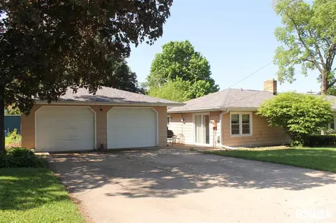 904 3rd St, Lacon, IL 61540 photo 4