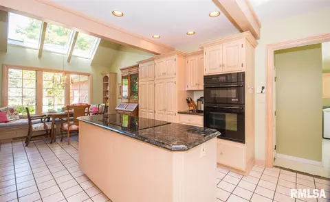11723 N Strathmoore Ct, Dunlap, IL 61525 photo 17