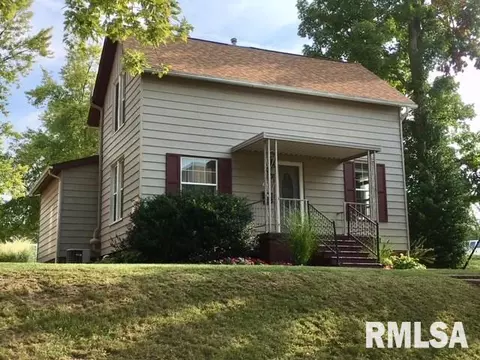 178 W Maple St, Canton, IL 61520 photo 3