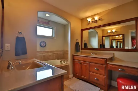 11014 N Onyx Ln, Dunlap, IL 61525 photo 23