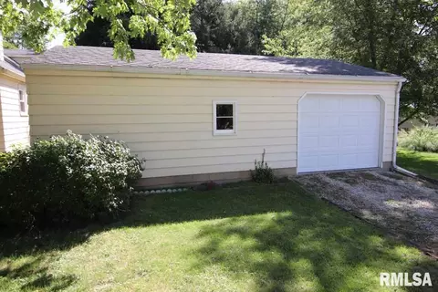 202 E Pine St, Metamora, IL 61548 photo 27