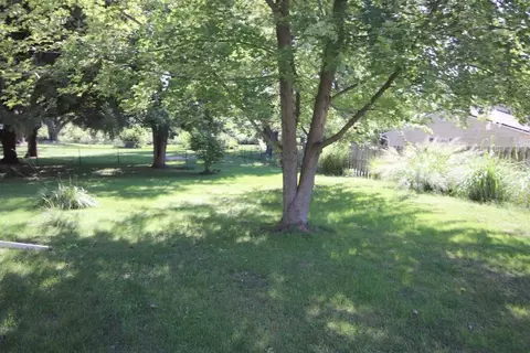 202 E Pine St, Metamora, IL 61548 photo 28