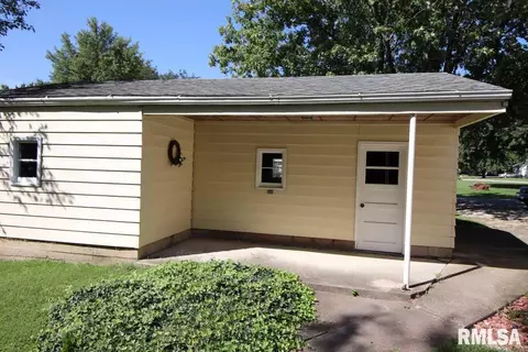 202 E Pine St, Metamora, IL 61548 photo 31