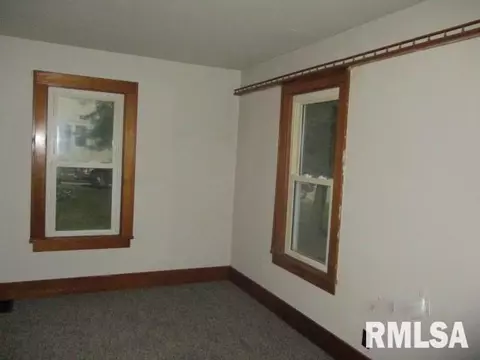 412 N Walnut St, Minonk, IL 61760 photo 6