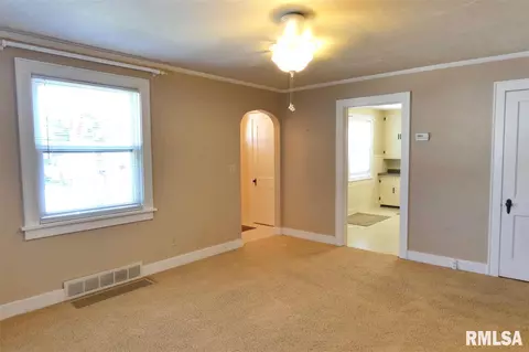 112 W Pine St, Metamora, IL 61548 photo 7