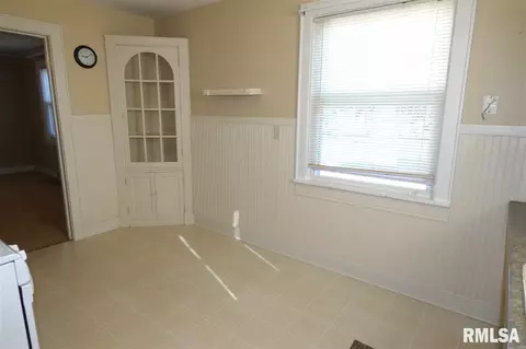 112 W Pine St, Metamora, IL 61548 photo 11