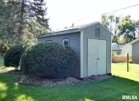 112 W Pine St, Metamora, IL 61548 photo 23