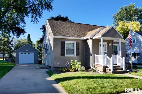 112 W Pine St, Metamora, IL 61548 photo 1