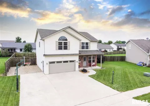 1206 Saddlebrook, Metamora, IL 61548 photo 2