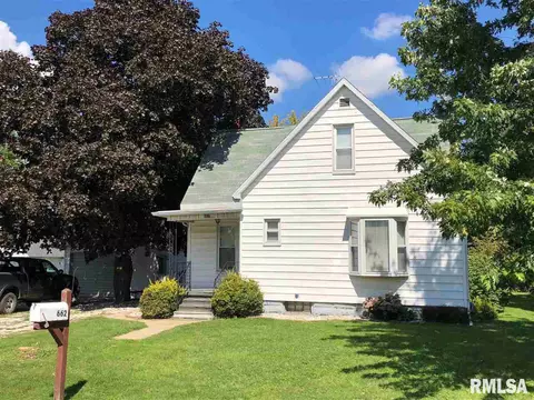 662 E Harrison St, Cuba, IL 61427 photo 1