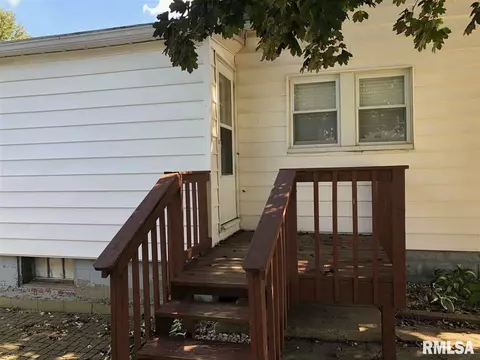 662 E Harrison St, Cuba, IL 61427 photo 12