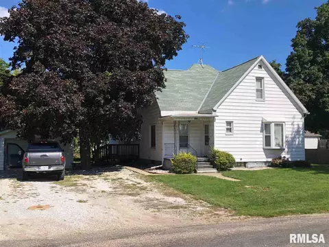 662 E Harrison St, Cuba, IL 61427 photo 2