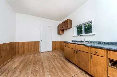 810 E Behrends, Peoria, IL 61603 photo 14