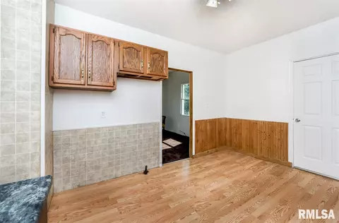 810 E Behrends, Peoria, IL 61603 photo 20