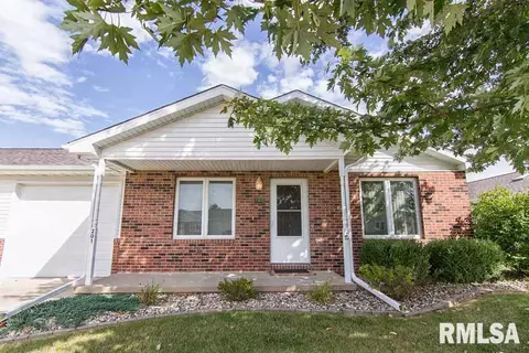 201 Easy, Washington, IL 61571 photo 3