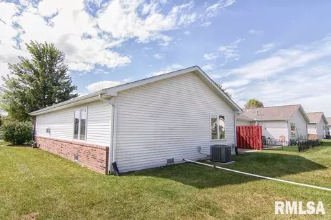 201 Easy, Washington, IL 61571 photo 35