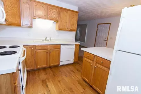 201 Easy, Washington, IL 61571 photo 12