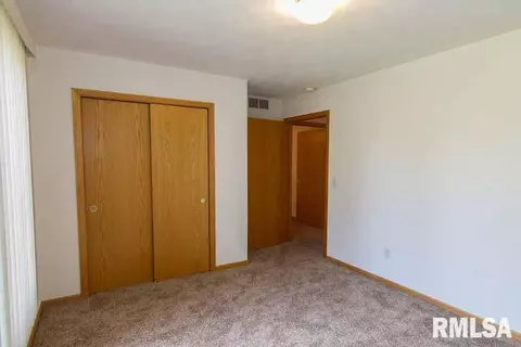 201 Easy, Washington, IL 61571 photo 23