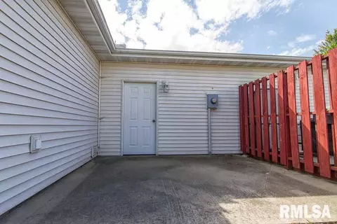 201 Easy, Washington, IL 61571 photo 36