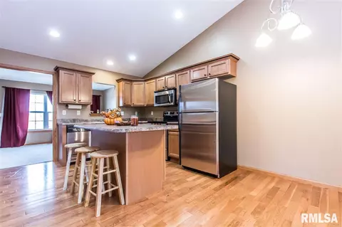 103 Marvin Ct, Germantown Hills, IL 61548 photo 7