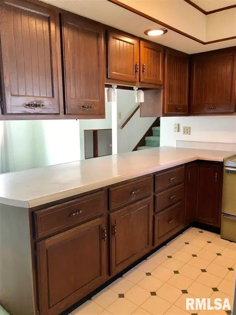 724 E Franklin St, Macomb, IL 61455 photo 10