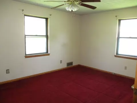 1409 Fairview St, Peoria, IL 61615 photo 5