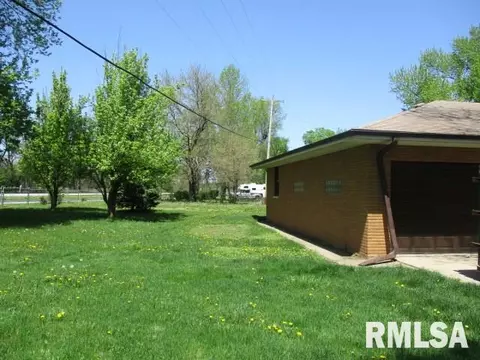 1409 Fairview St, Peoria, IL 61615 photo 14