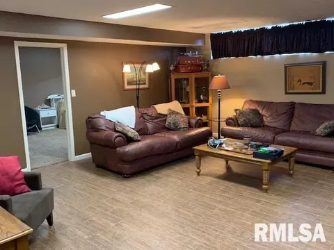 1201 Grand, Macomb, IL 61455 photo 25