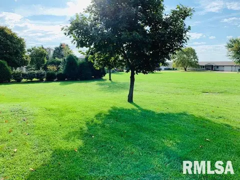1201 Grand, Macomb, IL 61455 photo 5