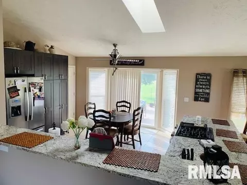 1201 Grand, Macomb, IL 61455 photo 10