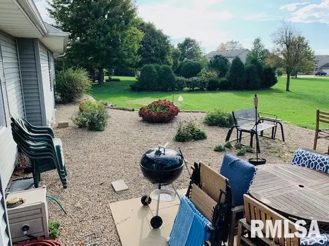 1201 Grand, Macomb, IL 61455 photo 6