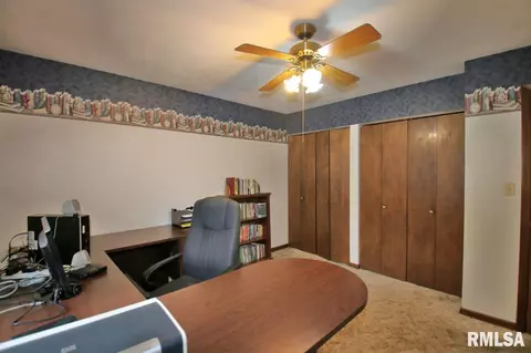 307 1st St, Congerville, IL 61729 photo 22