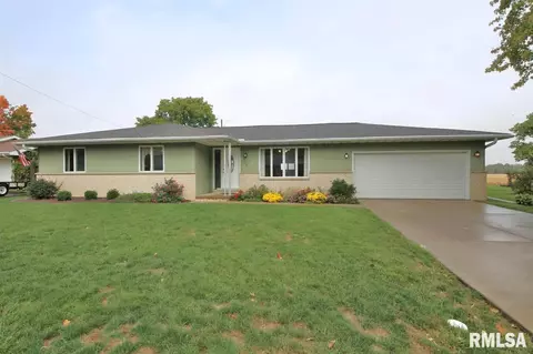 307 1st St, Congerville, IL 61729 photo 1
