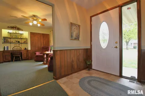 307 1st St, Congerville, IL 61729 photo 8