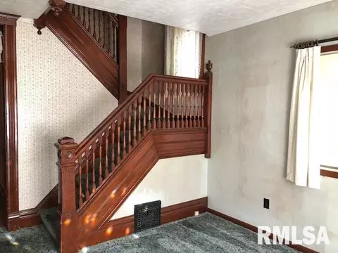 310 E 5th St, Gridley, IL 61744 photo 6