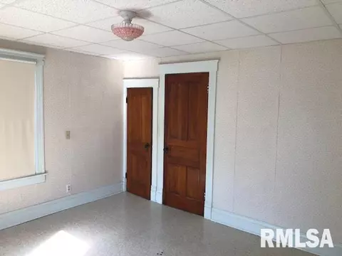 310 E 5th St, Gridley, IL 61744 photo 17