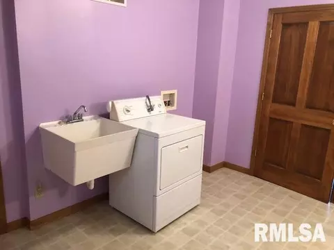 310 E 5th St, Gridley, IL 61744 photo 28