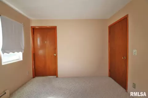 704 Keeling Ct, Canton, IL 61520 photo 14