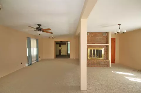 704 Keeling Ct, Canton, IL 61520 photo 28