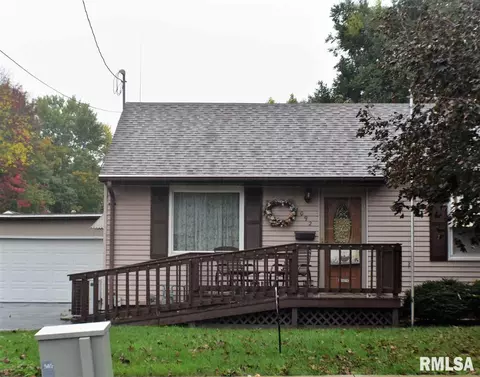 1092 E Ash St, Canton, IL 61520 photo 27