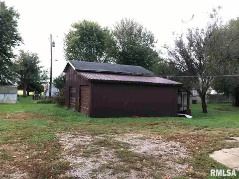 1221 Clark St, Lowpoint, IL 61545 photo 9