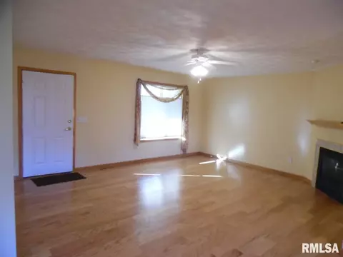 111 Easy St, Washington, IL 61571 photo 10