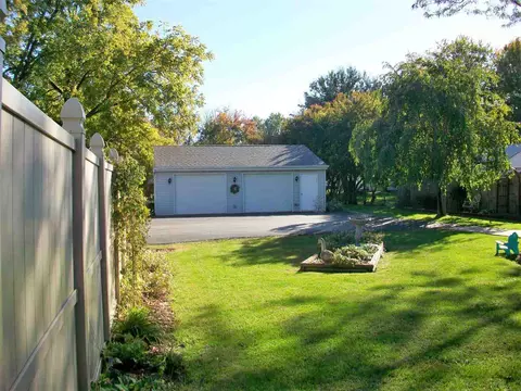 936 Elm St, Canton, IL 61520 photo 30