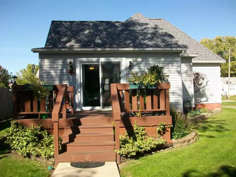 936 Elm St, Canton, IL 61520 photo 26