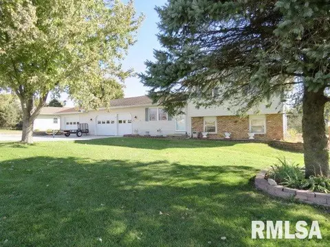 219 Dennis Dr, Eureka, IL 61530 photo 1