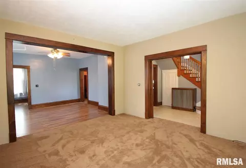 207 N 5th St, Dunlap, IL 61525 photo 9
