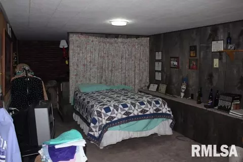 1094 E Ash, Canton, IL 61520 photo 21