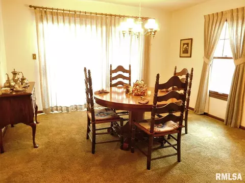 75 Waldheim Rd, Morton, IL 61550 photo 2
